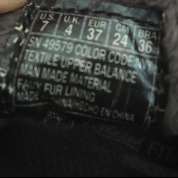 Skechers Rare Navy Blue Winter Booties size 7 - Picture 6 of 7